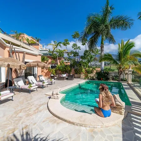 Royal Garden Villas, Luxury Hotel-3